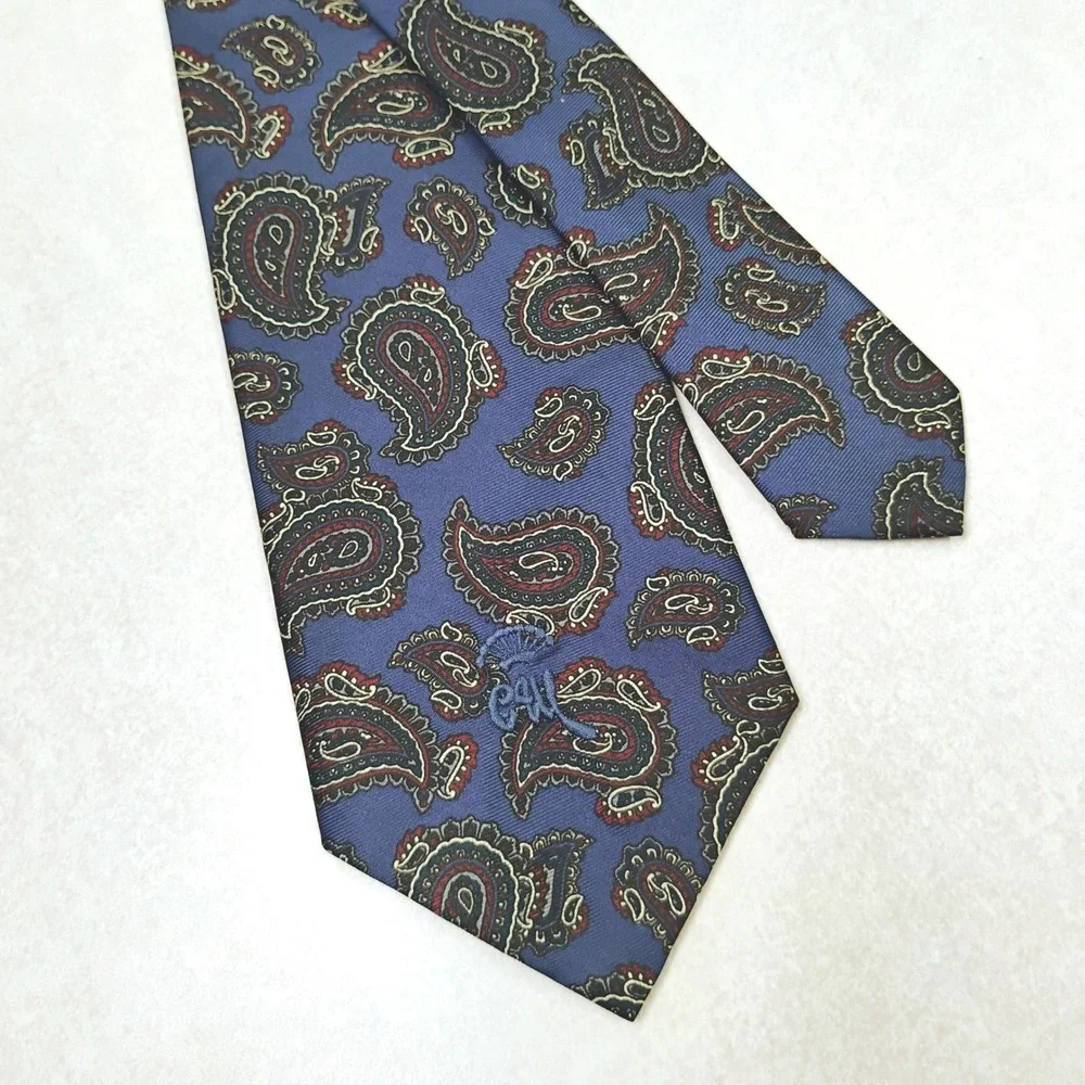 countess mara elegant necktie